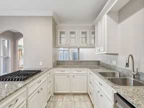 4916 Travis Street, Houston TX 77002