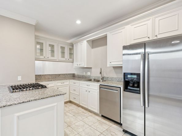 4916 Travis Street, Houston TX 77002