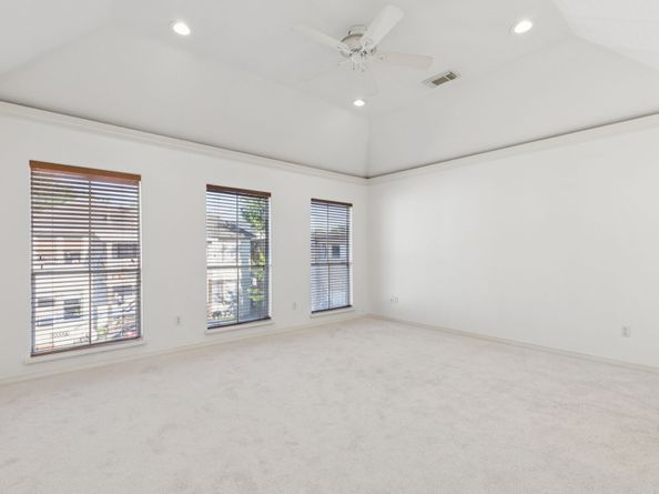 4916 Travis Street, Houston TX 77002