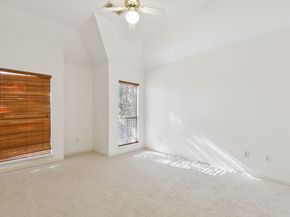 4916 Travis Street, Houston TX 77002