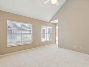 4916 Travis Street, Houston TX 77002