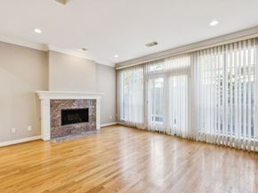 4916 Travis Street, Houston TX 77002