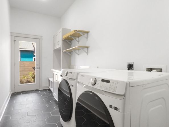 1209 Tabor Street, Houston TX 77009