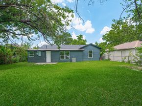 606 Cresline Street, Houston TX 77076