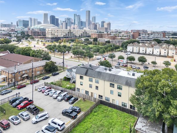 310 S Jensen Drive 2, Houston TX 77003