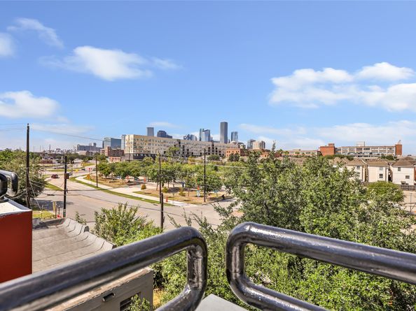 310 S Jensen Drive 2, Houston TX 77003