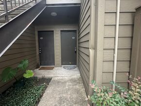 10047 Westpark Drive 73, Houston TX 77042