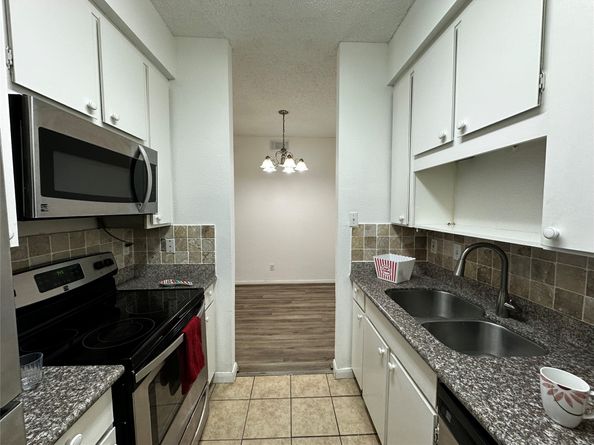 10047 Westpark Drive 73, Houston TX 77042