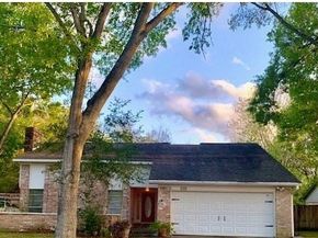 13911 Briar Place Drive, Houston TX 77077