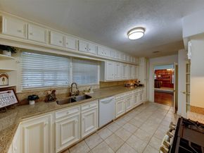 4914 Gammage Street, Houston TX 77021