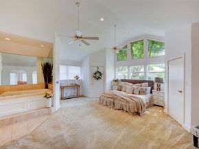 4914 Gammage Street, Houston TX 77021