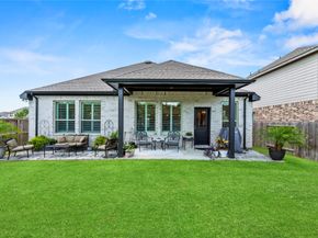 19079 Pinewood Grove Trail, New Caney TX 77357