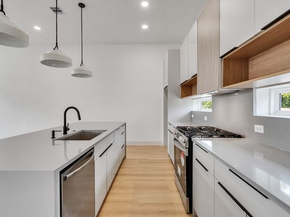 5509 Hershe Street, Houston TX 77020
