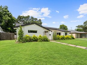 4318 Cheena Drive, Houston TX 77096