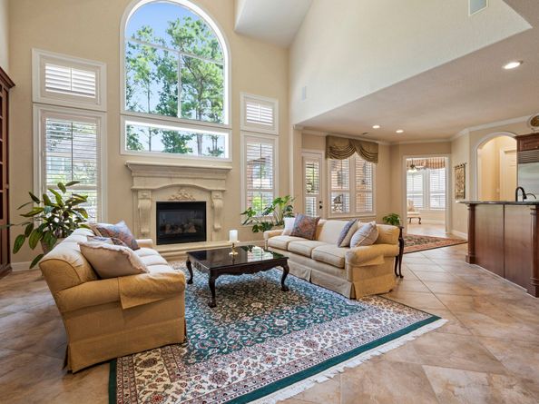 79 S Bantam Woods Circle, Spring TX 77382