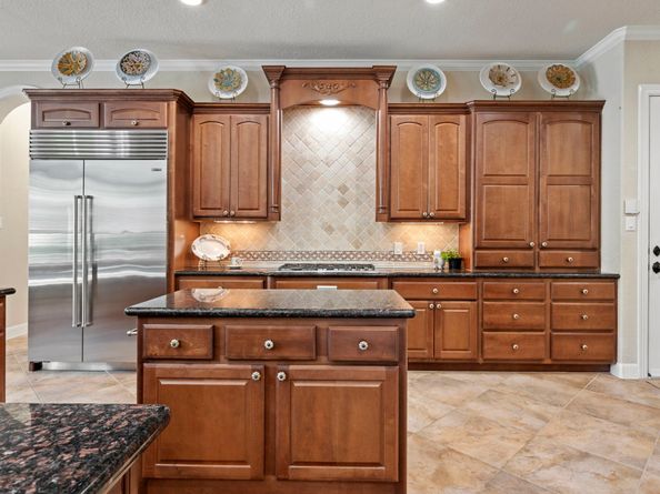 79 S Bantam Woods Circle, Spring TX 77382
