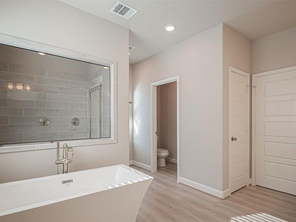 8926 Grovner Place, Houston TX 77055