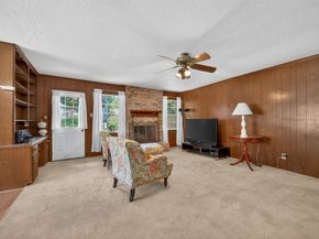 9218 Rowan Lane, Houston TX 77036
