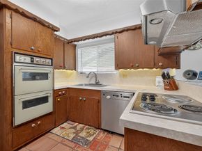 9218 Rowan Lane, Houston TX 77036