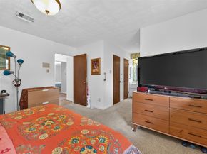 9218 Rowan Lane, Houston TX 77036
