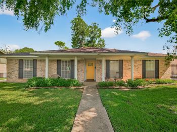 9218 Rowan Lane