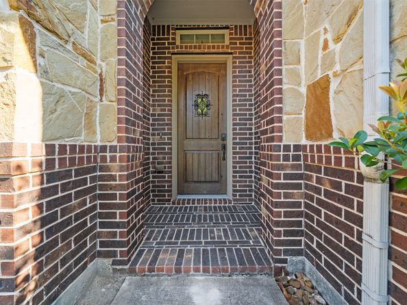 78 Lindenberry Circle, Spring TX 77389