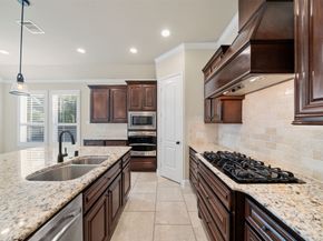 78 Lindenberry Circle, Spring TX 77389