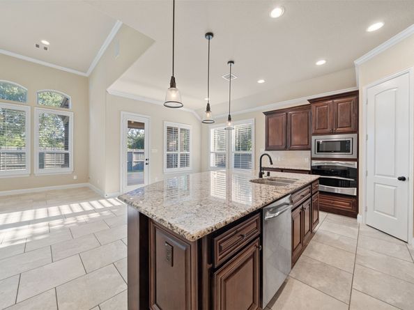 78 Lindenberry Circle, Spring TX 77389