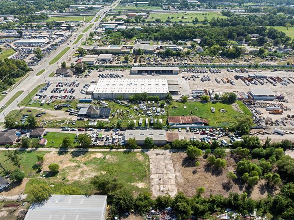 822 Aldine Mail Route Road, Houston TX 77037