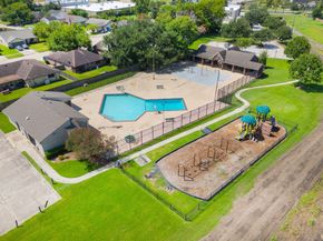 10518 Sun River Falls Drive, Humble TX 77396