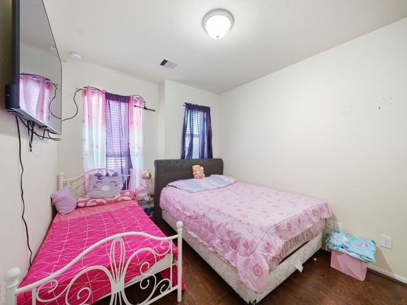 10518 Sun River Falls Drive, Humble TX 77396