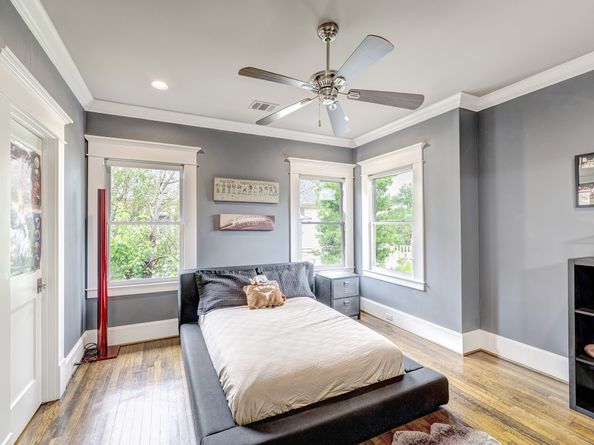 1811 Harvard Street, Houston TX 77008