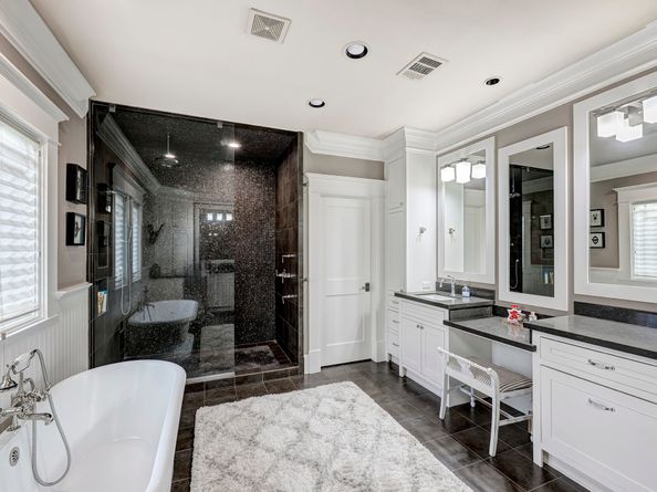 1811 Harvard Street, Houston TX 77008