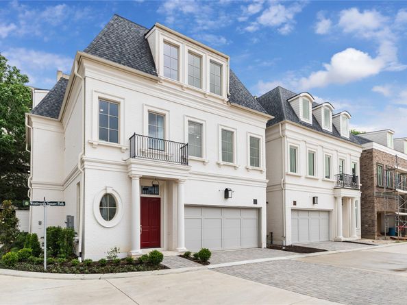 16 Wentworth Square Avenue, Houston TX 77027