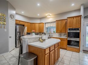 2026 Avana Glen Lane, Sugar Land TX 77498