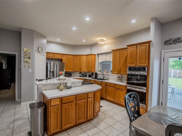 2026 Avana Glen Lane, Sugar Land TX 77498