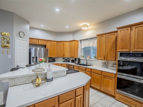 2026 Avana Glen Lane, Sugar Land TX 77498