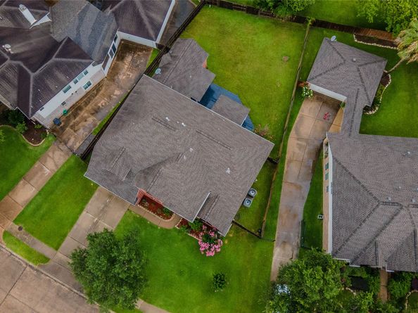 2026 Avana Glen Lane, Sugar Land TX 77498