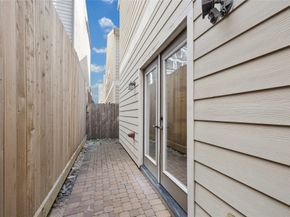 2415 Roufa Road, Houston TX 77003