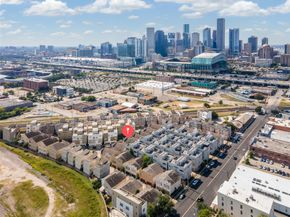 2415 Roufa Road, Houston TX 77003