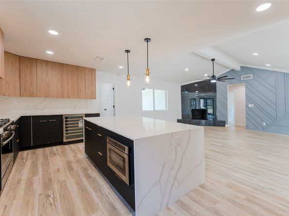 6106 Rutherglenn Drive, Houston TX 77096