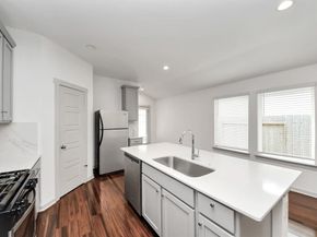 2906 Chase Cross Lane, Houston TX 77047