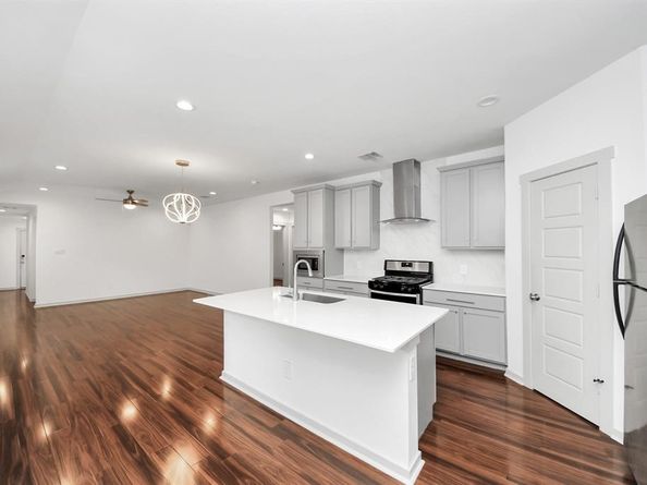 2906 Chase Cross Lane, Houston TX 77047