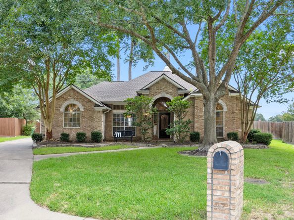 1302 Pine Trail, Tomball TX 77375