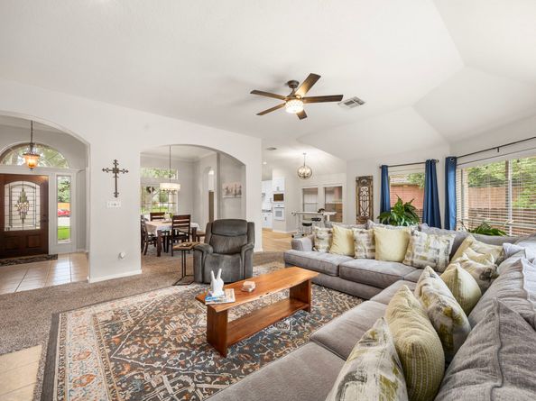 1302 Pine Trail, Tomball TX 77375