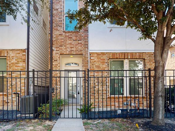 711 Schwartz Street, Houston TX 77020