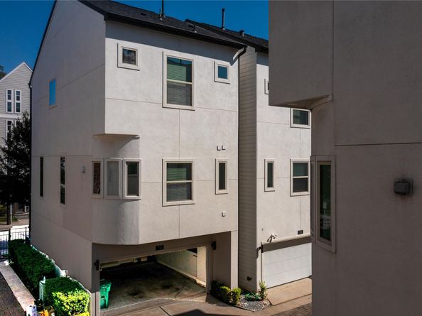 711 Schwartz Street, Houston TX 77020