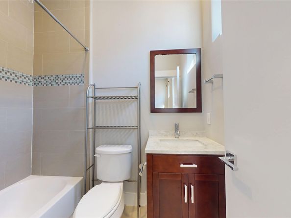 711 Schwartz Street, Houston TX 77020