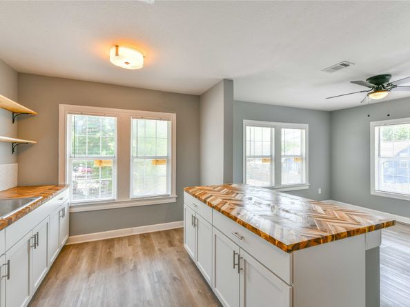 4611 Schroeder Street, Houston TX 77011