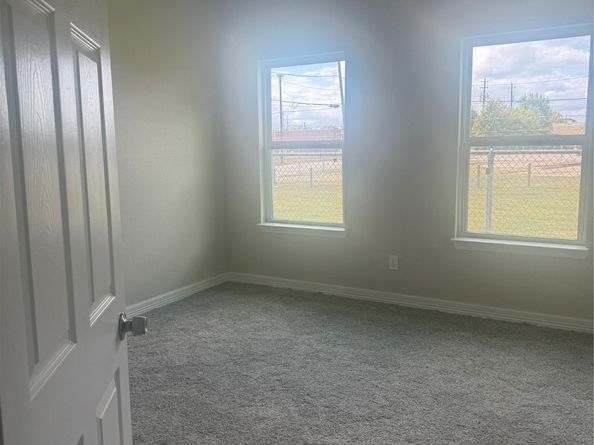 8215 La Porte Road, Houston TX 77012
